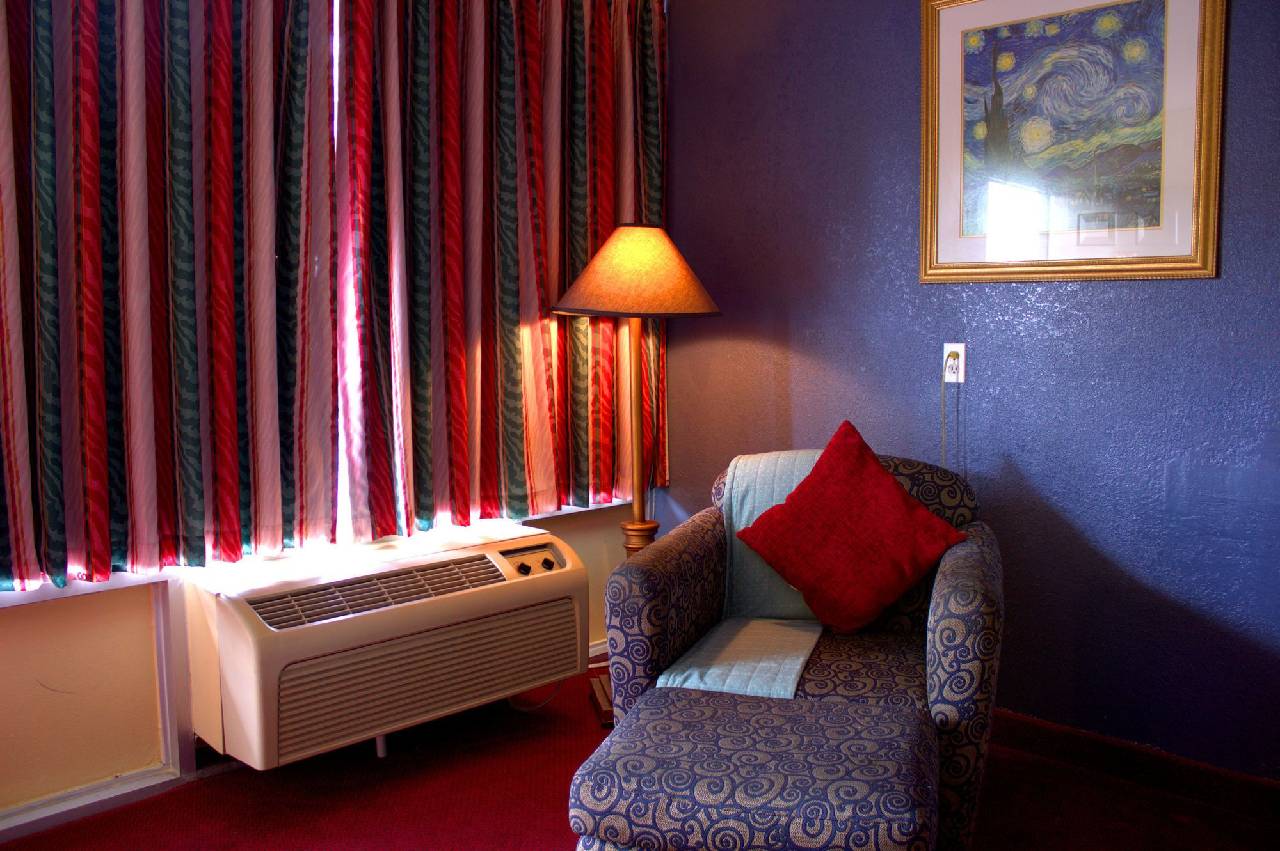 Lambert Inn - photo 17