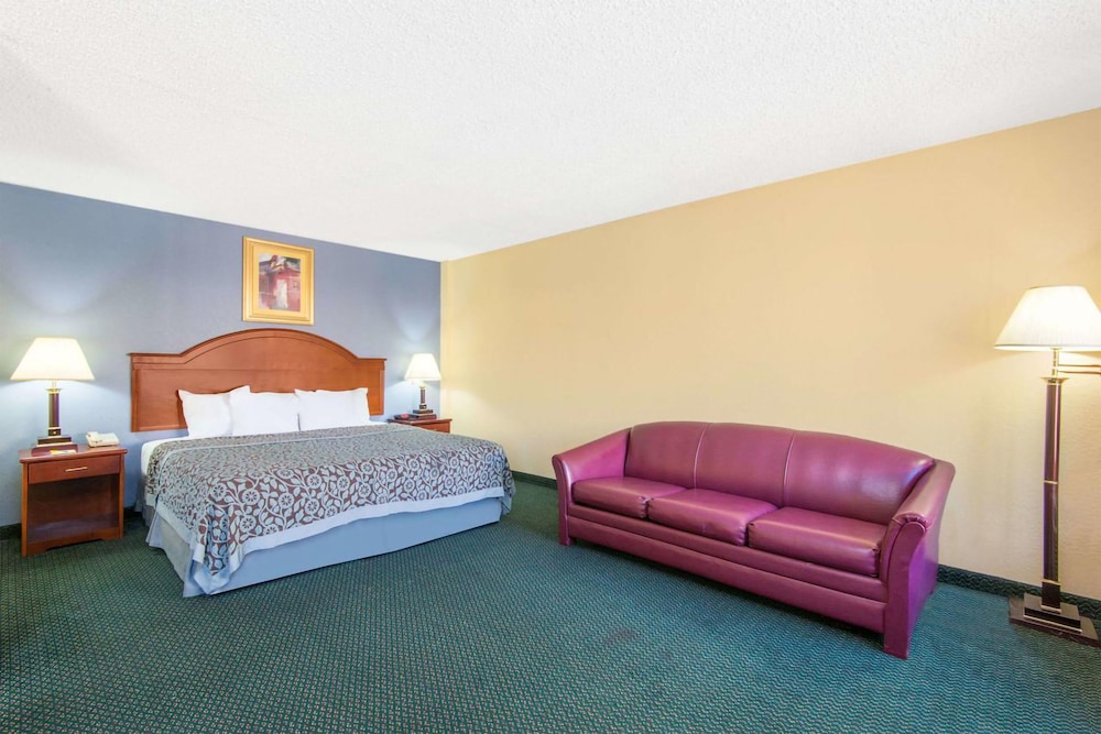 Blue Way Inn & Suites Wichita East - photo 9