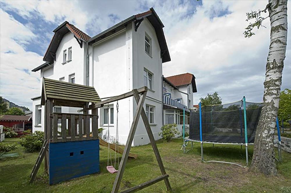 Hotel Heiderose garni — hotel in Seeheilbad Graal-Mueritz