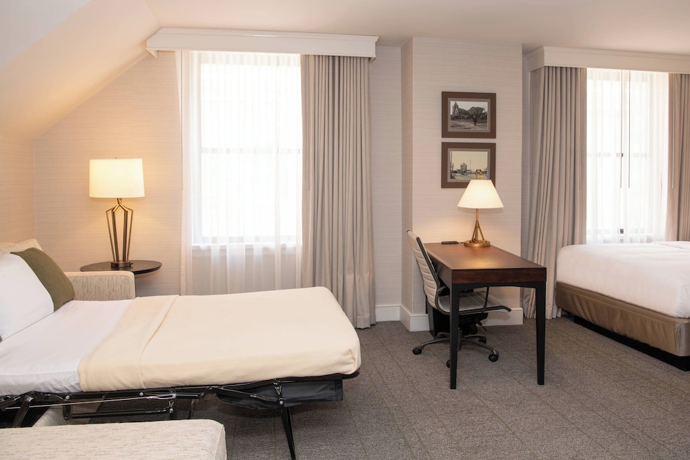 Marriott Syracuse Downtown - photo 11