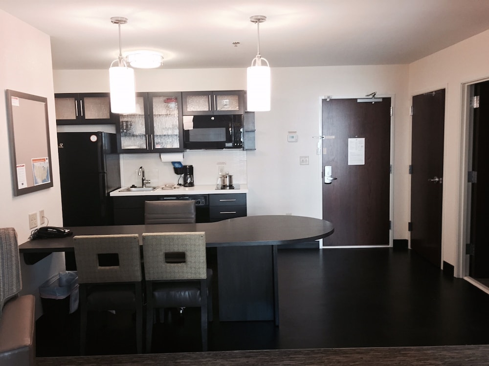 Candlewood Suites Youngstown W I 80 Niles Area by IHG - photo 6