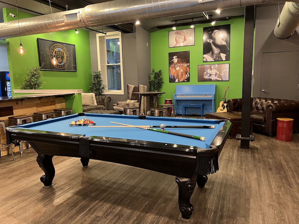 Apple Hostels - featured photo