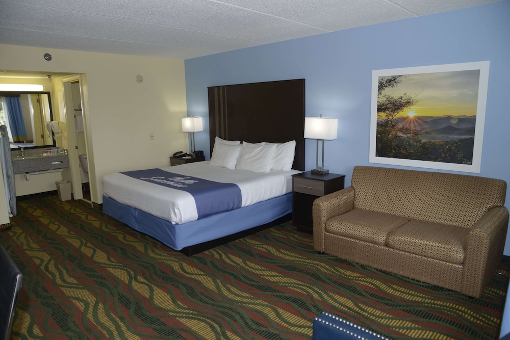Spark by Hilton Kodak - photo 15