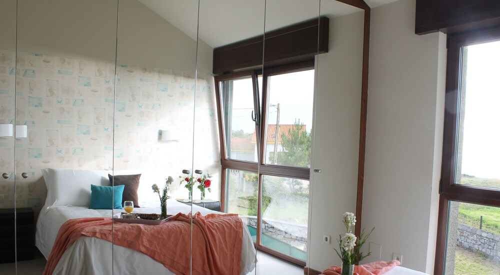 Duerming Carolina Santiago y Galicia Playa - carbon neutral hotel in Porto Do Son
