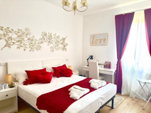 Gemelli San Pietro Trastevere casa con posto auto — 4-Star Luxury Hotel in Rome, Italy