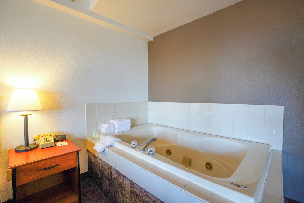 Lake Mead Inn - photo 11