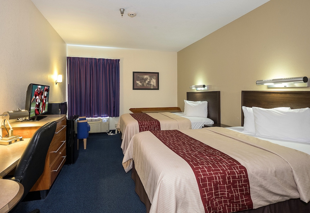 Red Roof Inn Jackson OH - photo 13