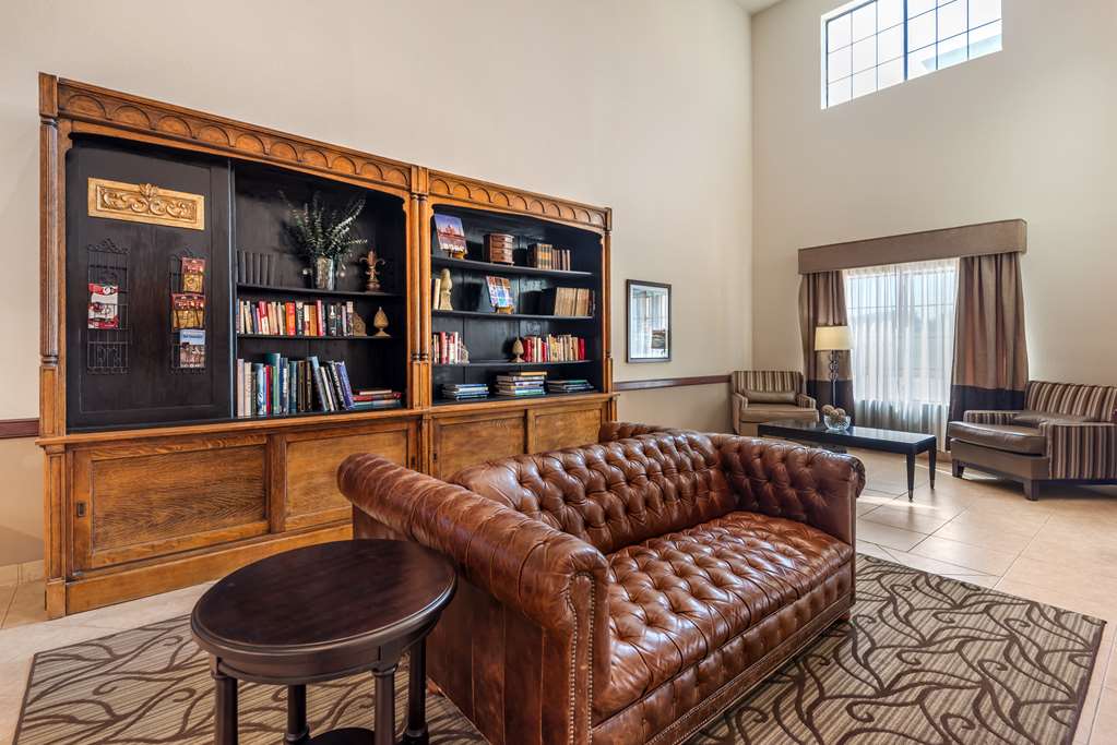 Best Western La Grange Inn & Suites - photo 24