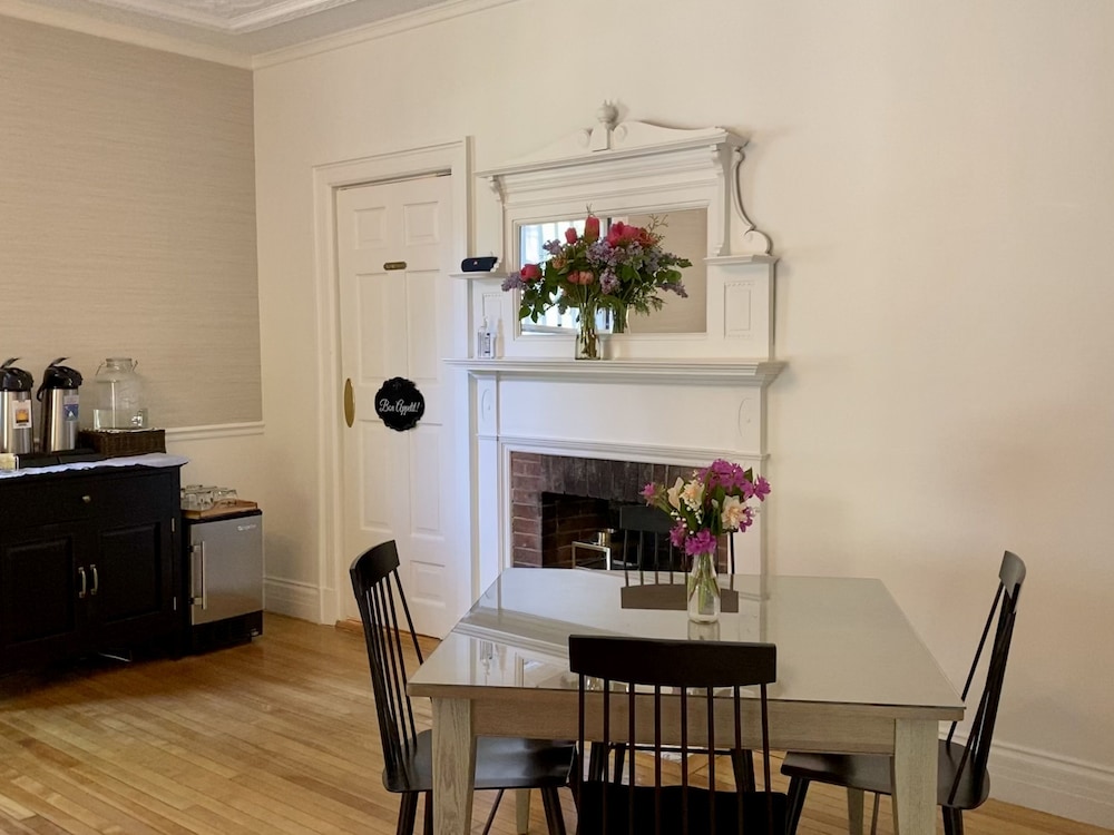 Hearthside Inn - photo 46