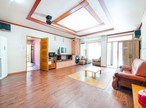 Namwon Jirisan Daeho Pension — 4-Star Luxury Hotel in Nangen, South Korea