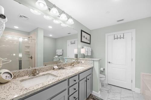 Phoenix Gulf Towers 2207 condo - photo 24