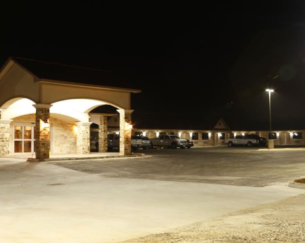 Eagle Ford Inn - photo 32