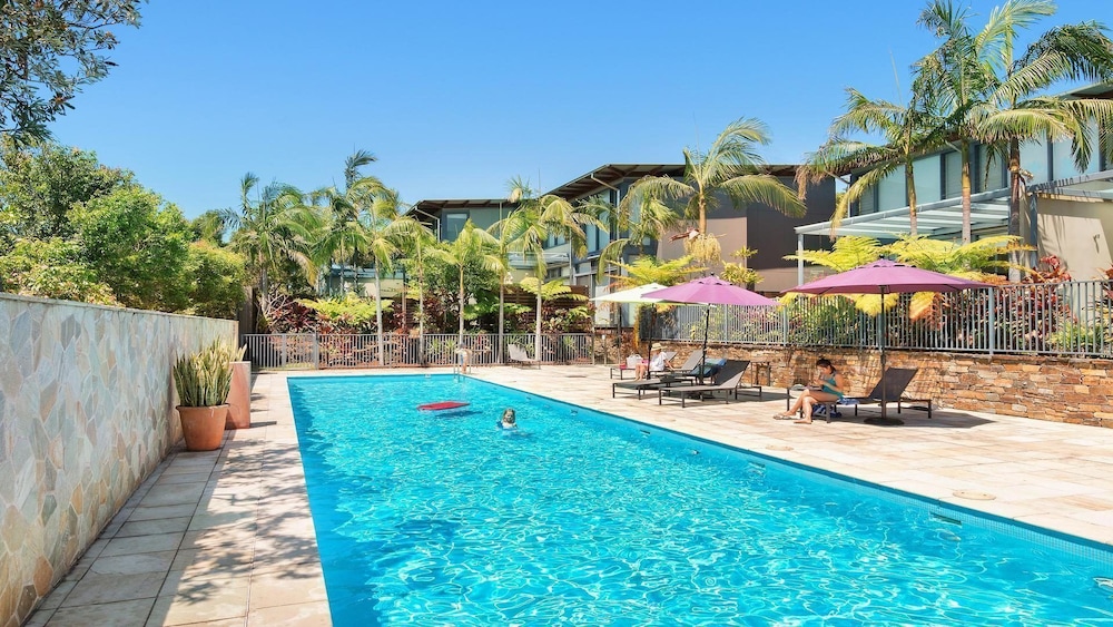 Your Luxury Escape Kiah 11 Beach House — 4-Star Luxury Hotel in Byron Bay, Australia