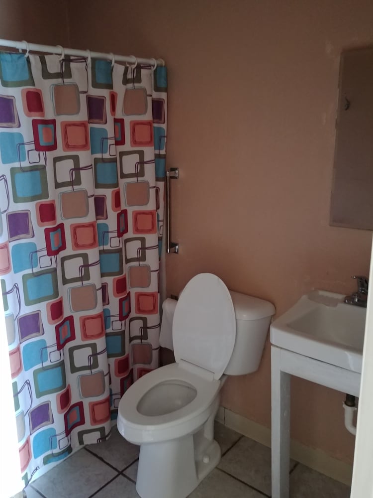Cactus Inn - photo 16