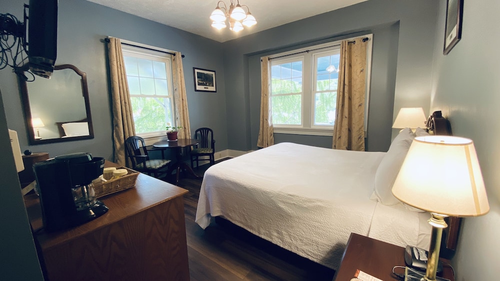 The Shawnee Inn and Golf Resort - photo 23