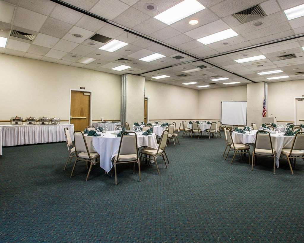 Clarion Inn Near China Lake Naval Station - photo 20