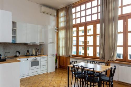 Central Tbilisi Bright 1BR Gem By Wehost