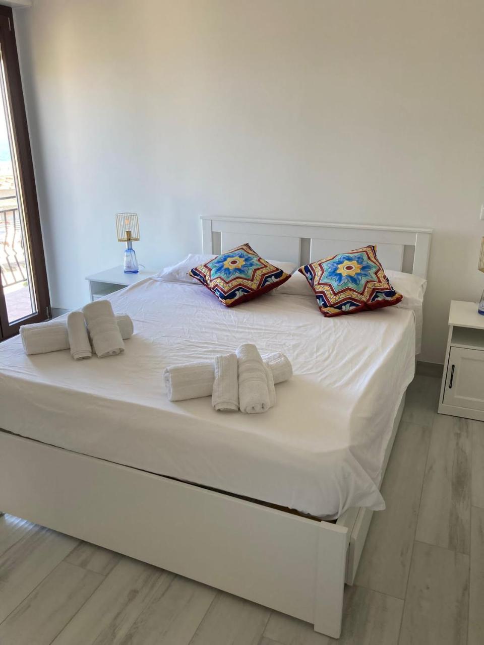 Krotoniati Apartment — 4-Star Luxury Hotel in Crotone, Italy