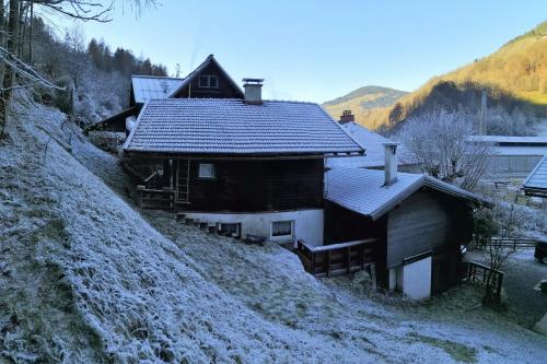 Obere Alpenhutte In Lend Neben Der Salzach — Lend