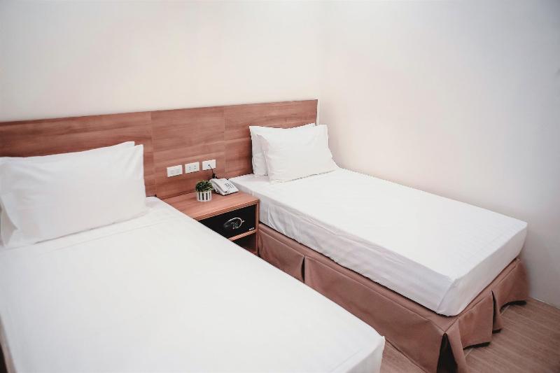 Trip Inn — Legaspi — photo 2