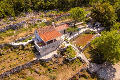 Meadow Hill - last minute hotel in Zrnovo