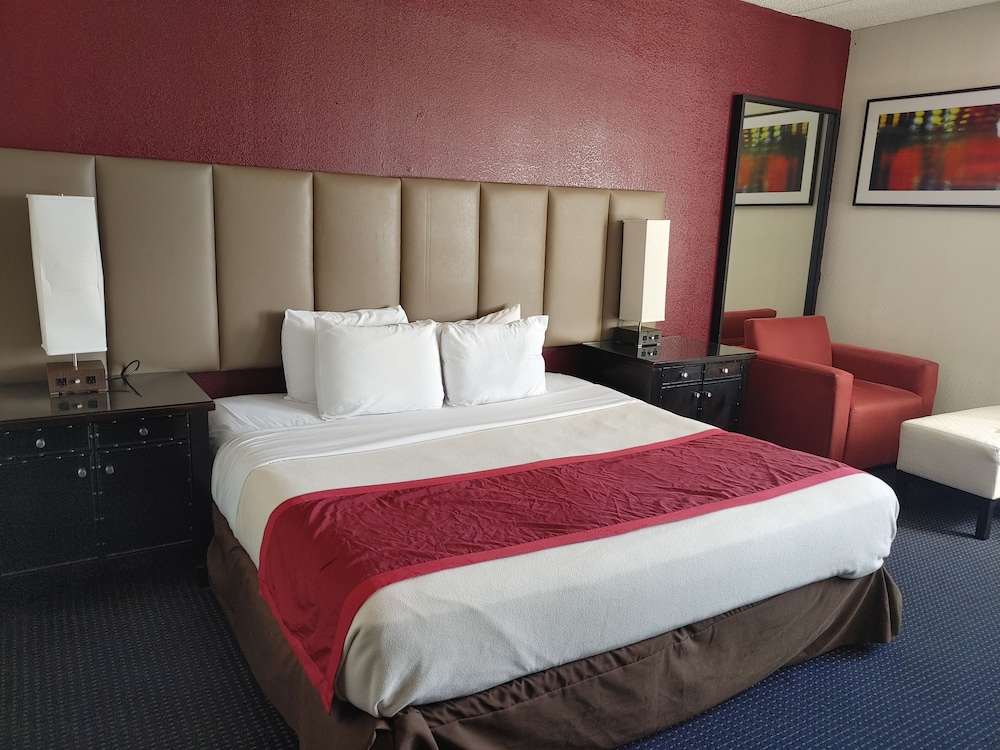 Hotel Pigeon Forge - photo 6