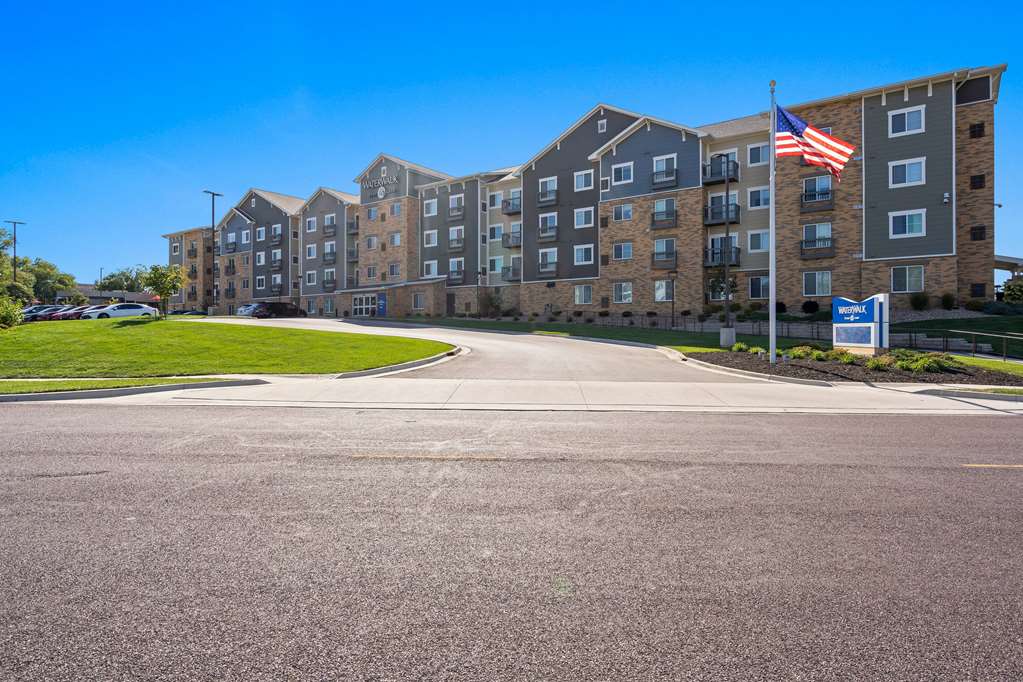 WaterWalk Extended Stay by Wyndham Kansas City Overland Pk - featured photo