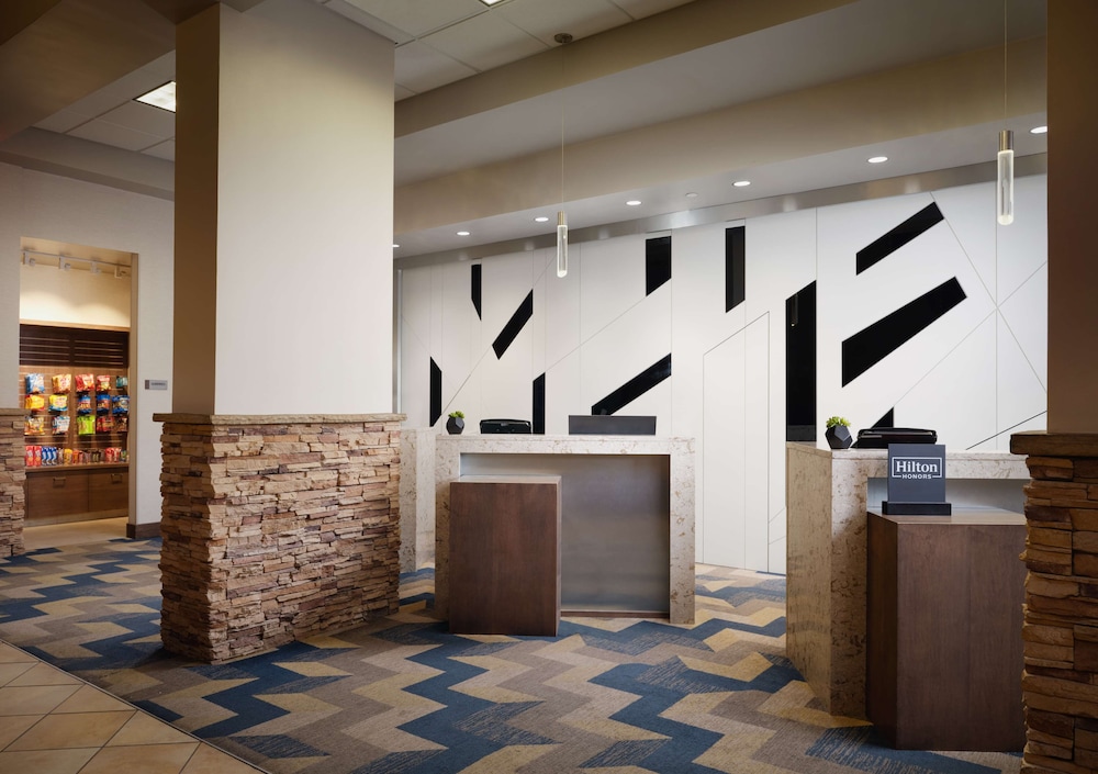 Hilton Fort Collins - photo 6