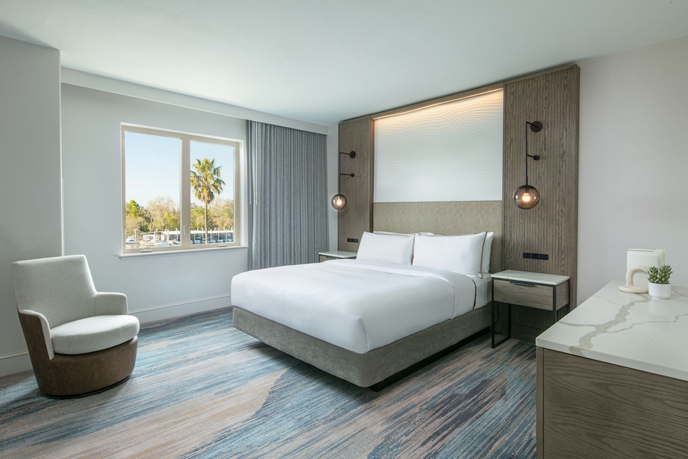 The Westin Sacramento Riverfront Hotel & Spa - photo 12