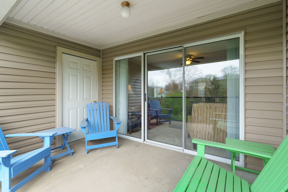 Valley View Retreat Holiday Hills Branson Golf Resort outdoor Pools - photo 20