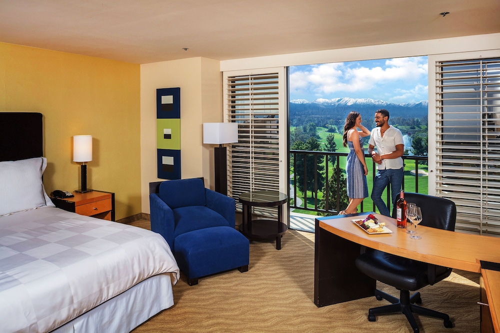 Pacific Palms Resort - photo 7