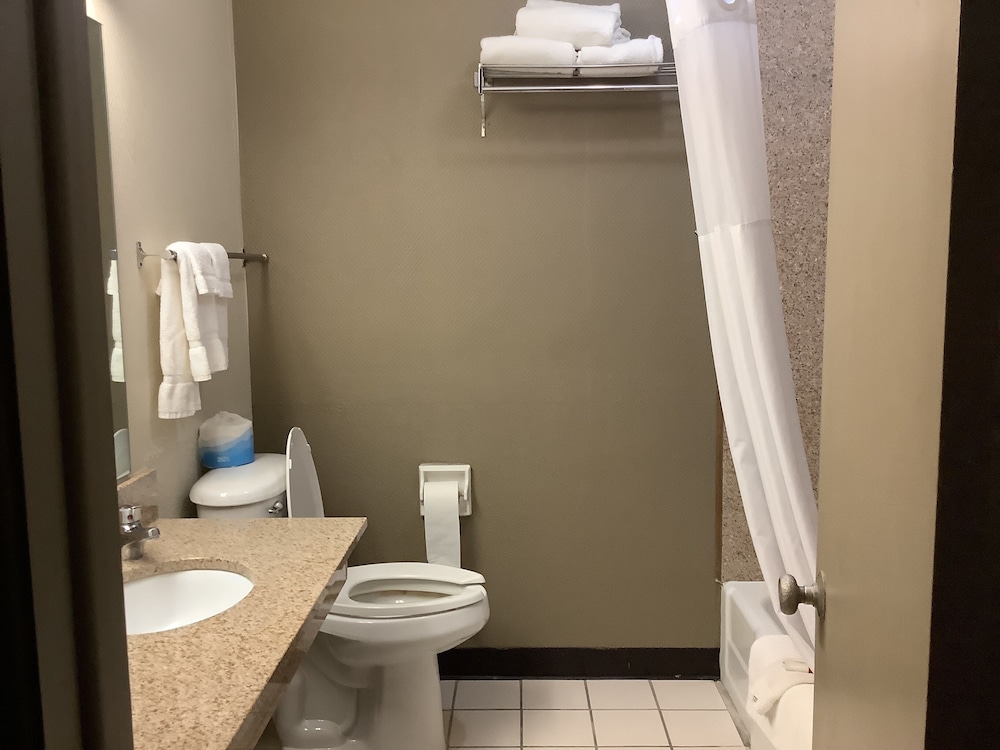 Silver Spur Vintage Inn & Suites - photo 50