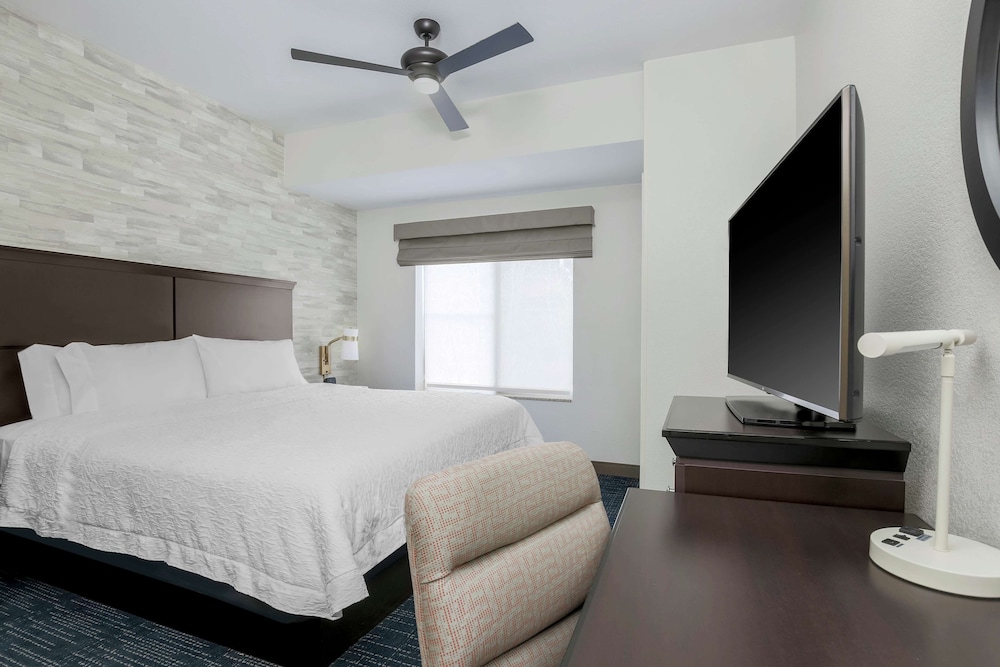 Hampton Inn & Suites Denver Tech Center - photo 25