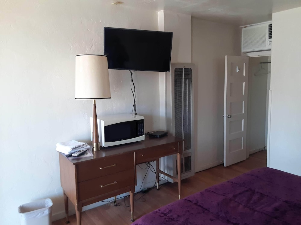 66 Motel - photo 12