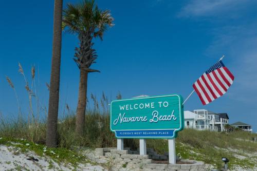 Awesome Tranquility by Gulf Coast Getaways — 4-Star Luxury Hotel in Navarre, United States