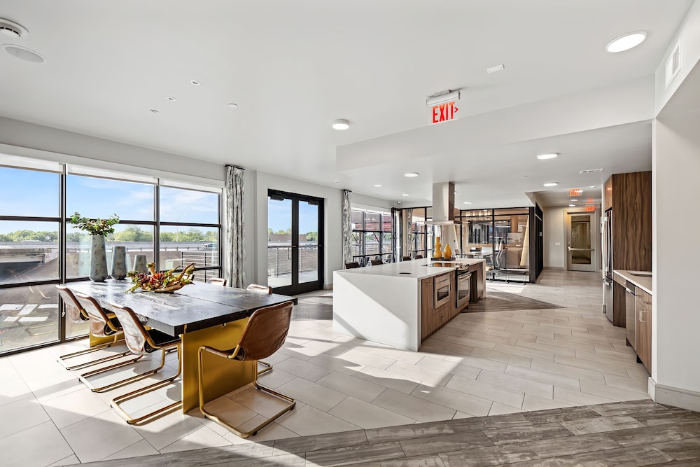 Placemakr Downtown Austin - photo 234
