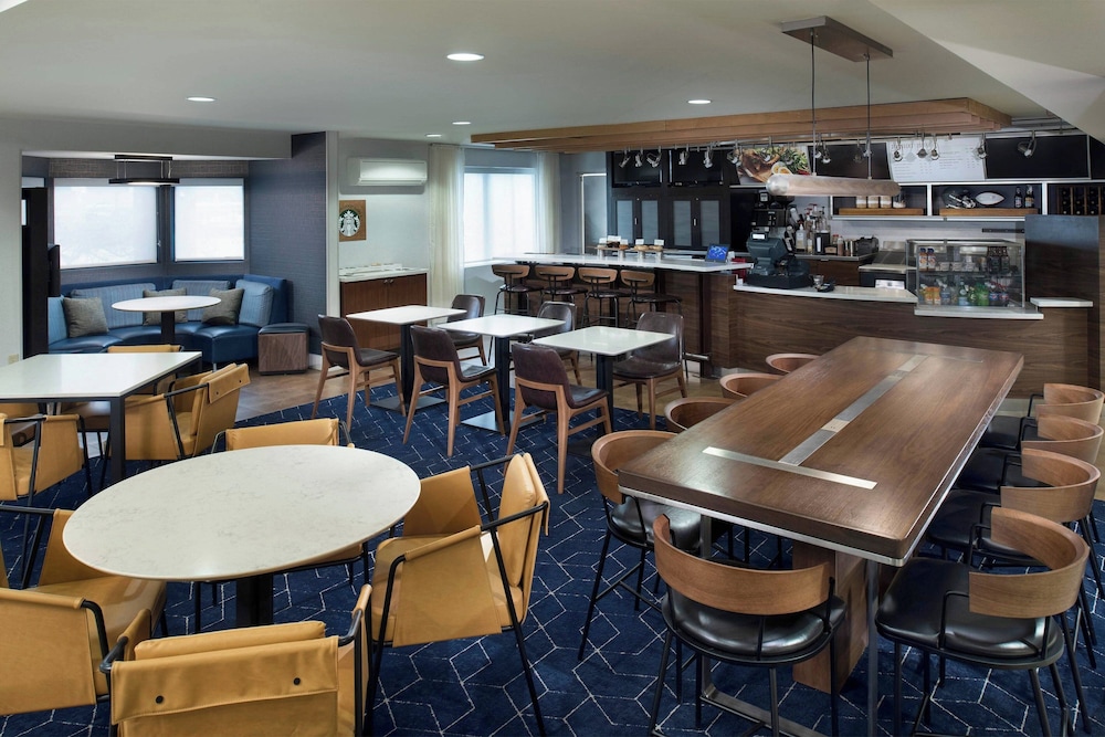 Courtyard by Marriott Winston Salem University - photo 14