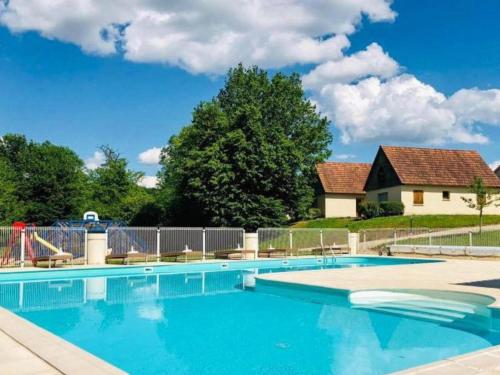 Lac Bleu 16 — hotel in Lacapelle-Marival