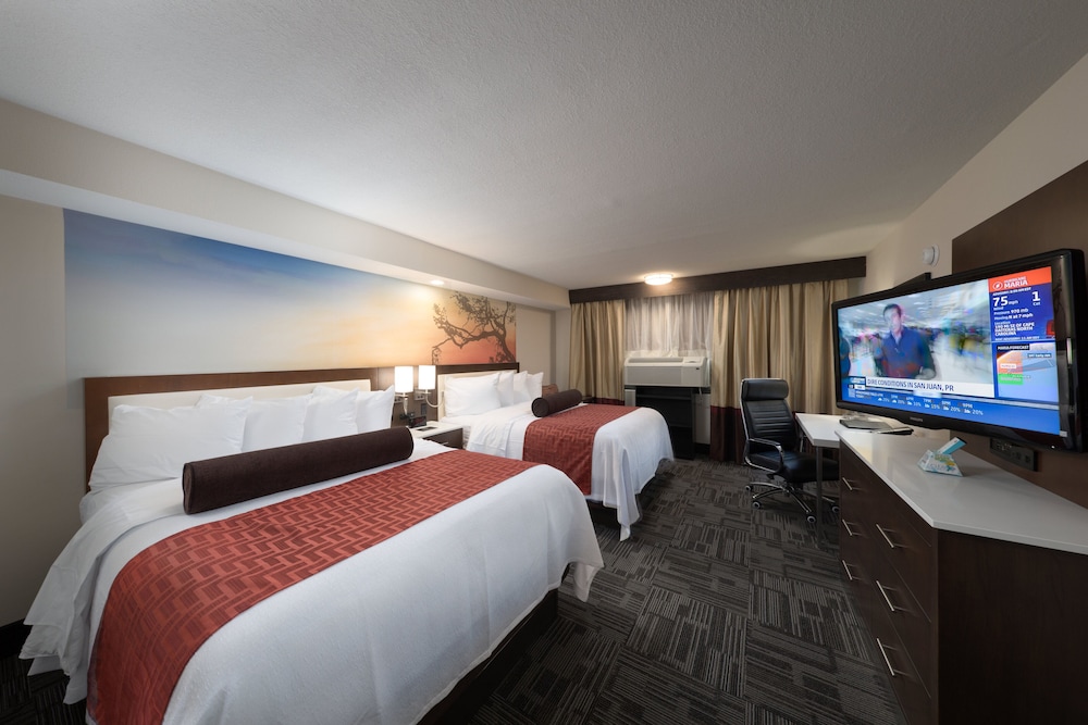 Holiday Inn Brookfield Milwaukee by IHG — Brookfield — photo 5