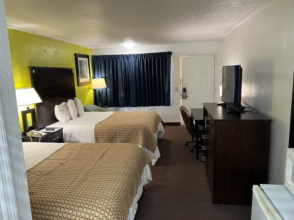 Driftwood Inn - photo 7
