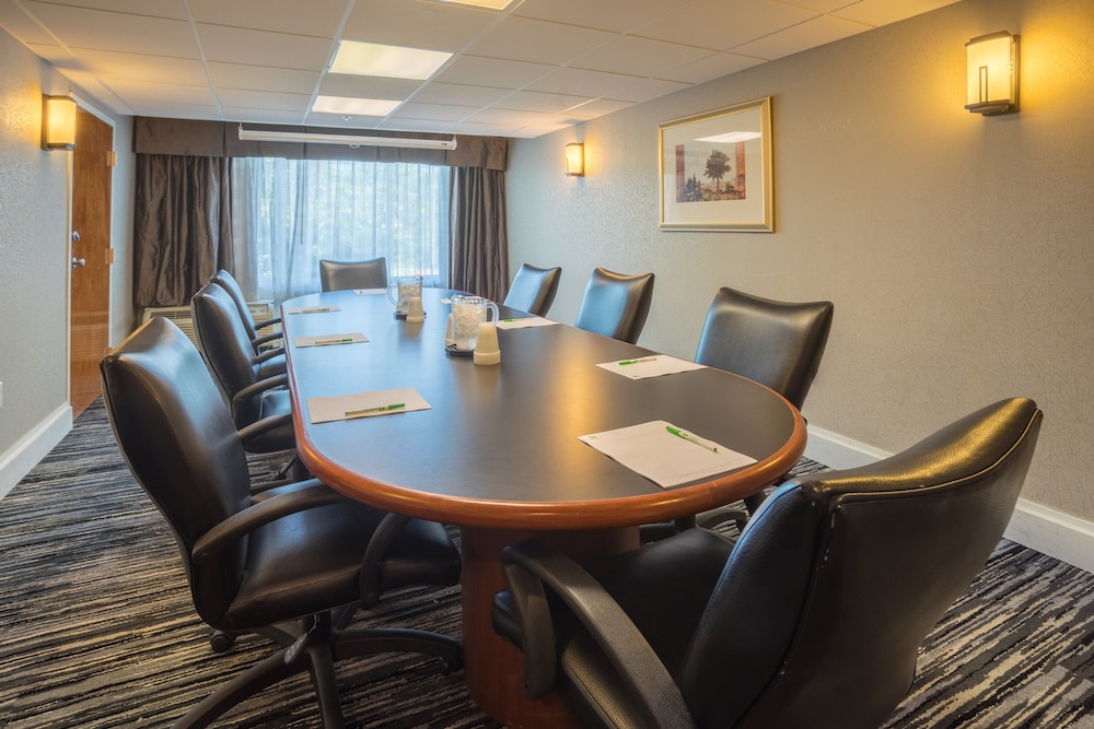 Holiday Inn Harrisburg Hershey Area I 81 by IHG - photo 38