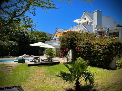 Beach House Noordhoek Solar — 4-Star Luxury Hotel in Cape Town, South Africa