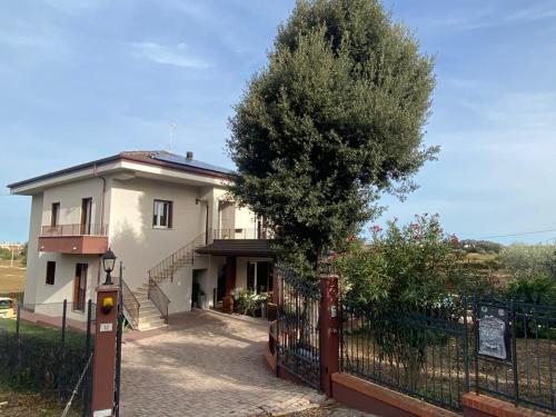 La casa delle fragole — 4-Star Luxury Hotel in Marotta, Italy