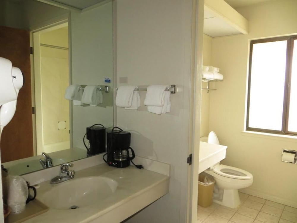 Monarch Resort - photo 18