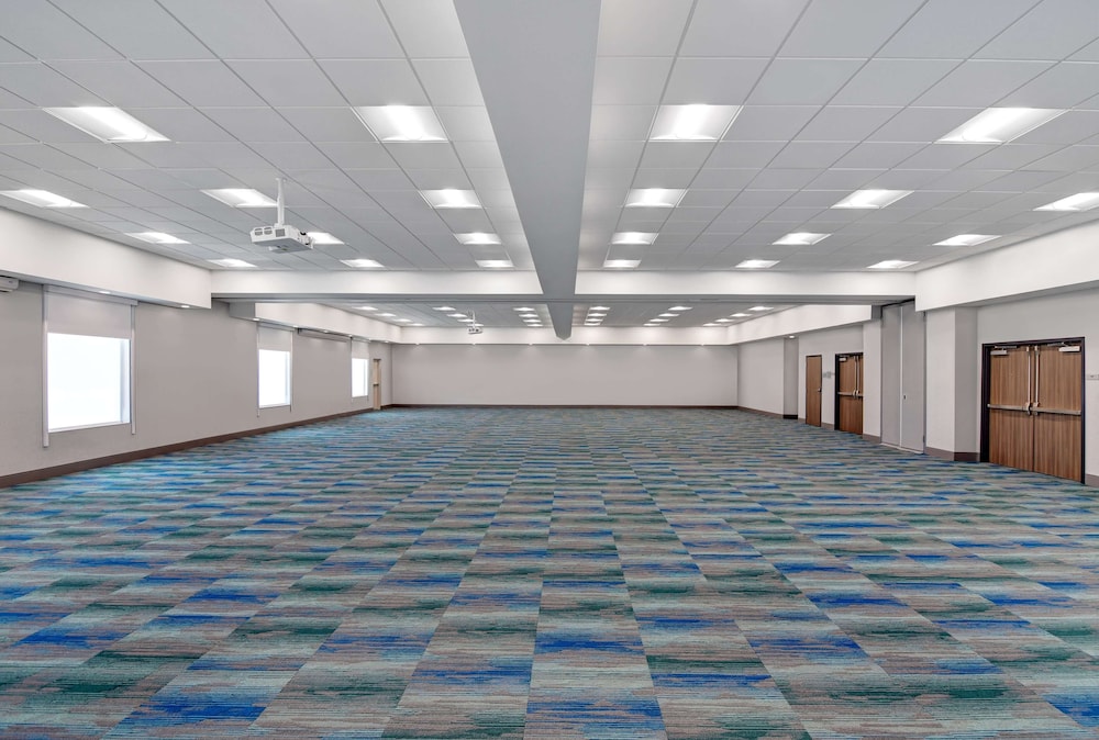 Home2 Suites by Hilton Bentonville Rogers - photo 31