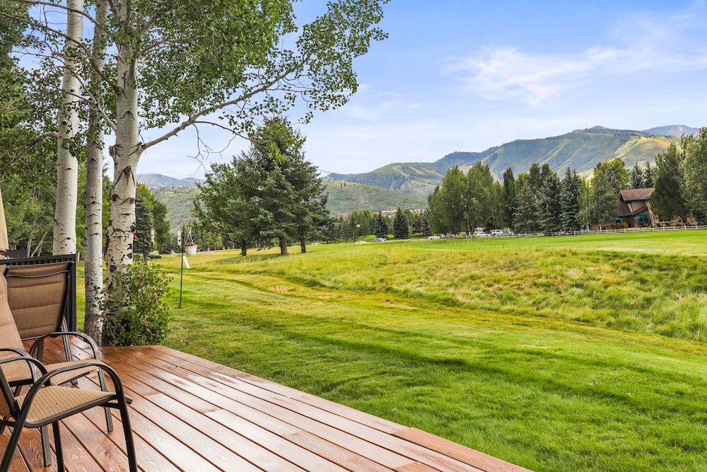 Fairway Village 2570 - photo 41
