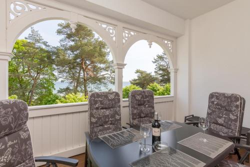 Villa Seeblick Nr 6 — 4-Star Luxury Hotel in Ostseebad Binz, Germany
