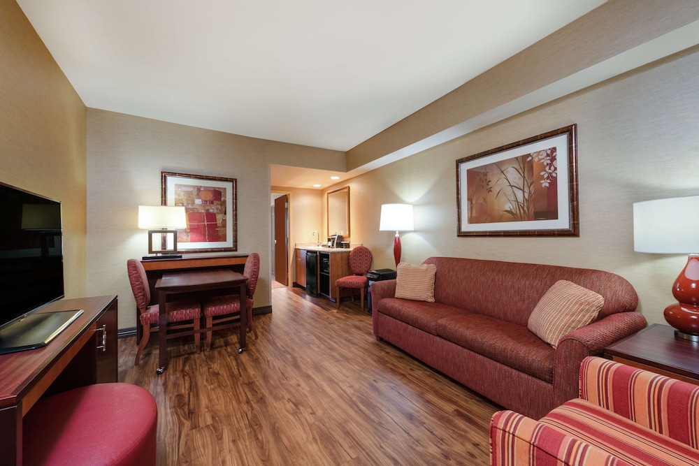 Embassy Suites by Hilton Loveland Conference Center - photo 15