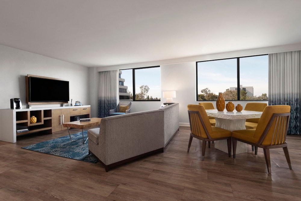 Renaissance Newport Beach Hotel - photo 38