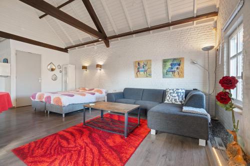 Room room to Rent With own Entrance liv — hotel in Blitterswijck